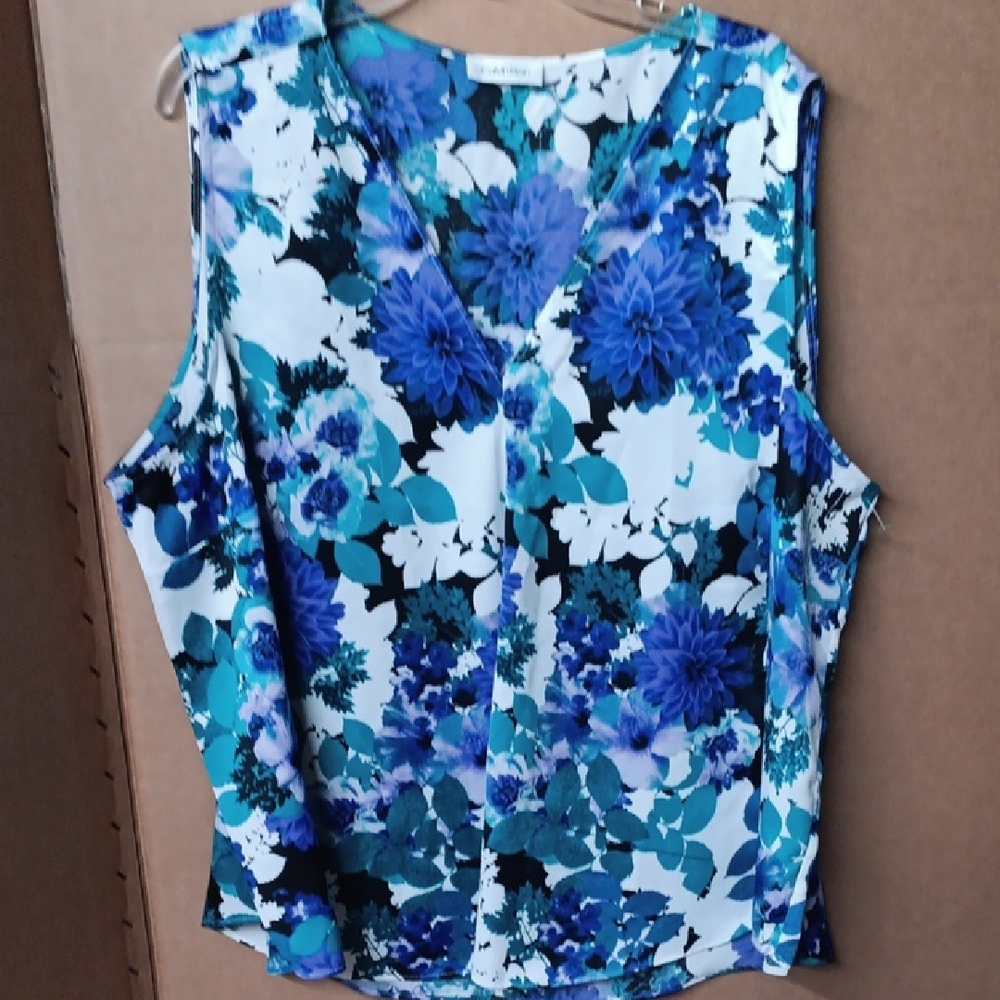 Calvin Klein Blue and White Floral Blouse